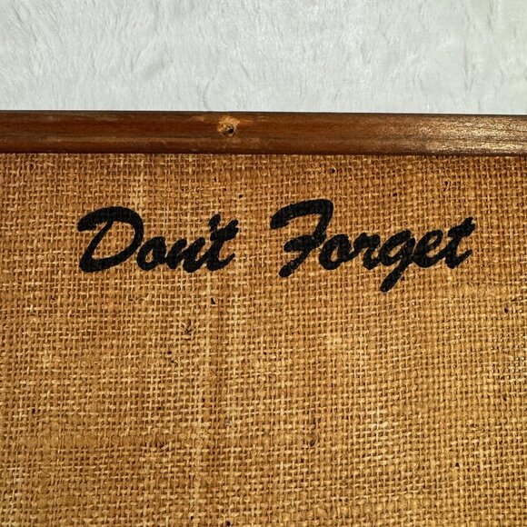 Vintage 1970s Framed Burlap Art "Dont Forget" With Big-Eyed Child Image - Picture 4 of 9